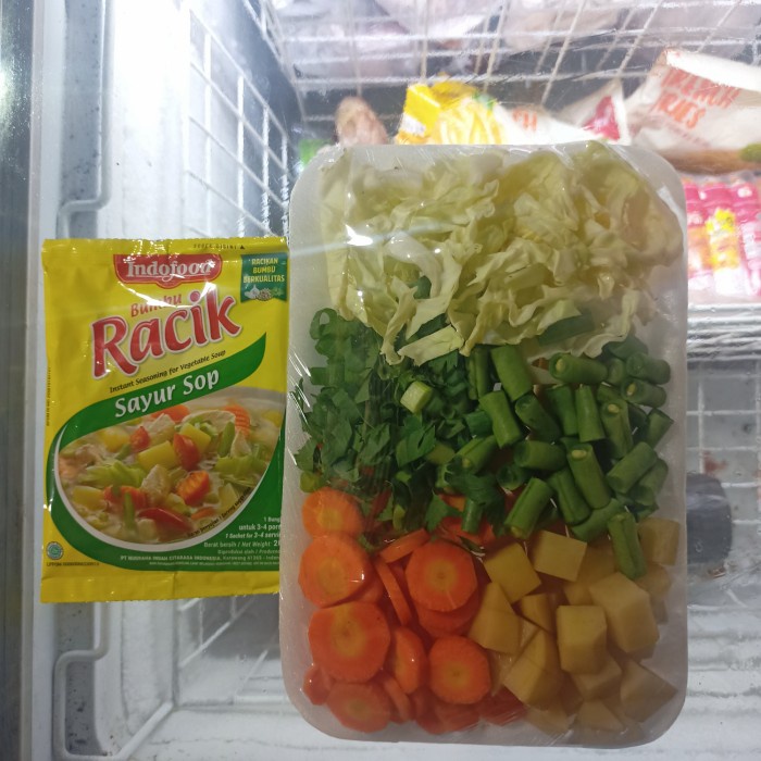 

PAKET SAYUR SOP KOMPLIT SIAP MASAK + BUMBU RACIK