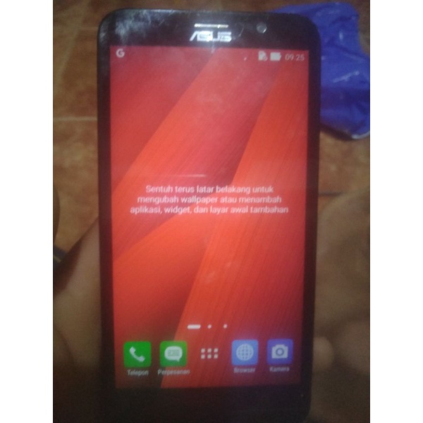 Asus Zenfone 2 Z00AD Ram 4/32 Minus TS Retak Halus