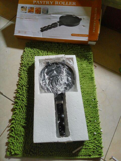 Cetakan Kue Semprong / Egg Roll Maker