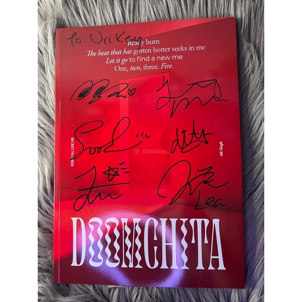 UNSEALED SIGNED ALBUM DOOMCHITA SECRET NUMBER