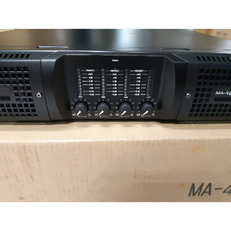 POWER MEGAVOX 4 CHANNEL MA4200 ORIGINAL DESIGNED IN USA