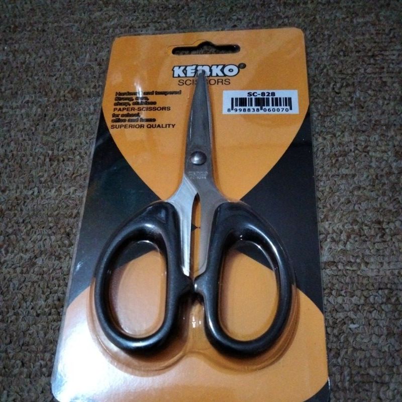 

Gunting Kenko 828