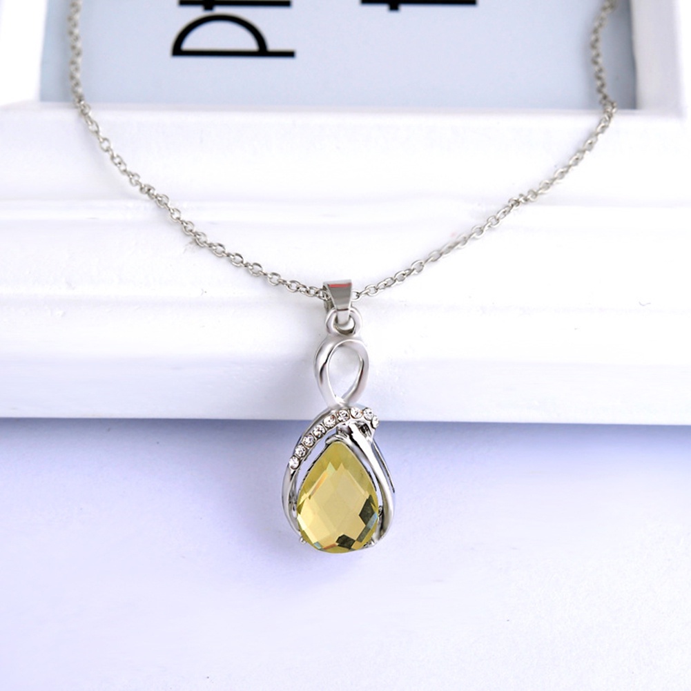 Hu Hu Hu Hu Hu Alat Bantu Pasang Kacamata♡ Kalung Rantai Dengan Liontin Bentuk Tetesan Air Opal Aksen Berlian Imitasi Untuk Wanita