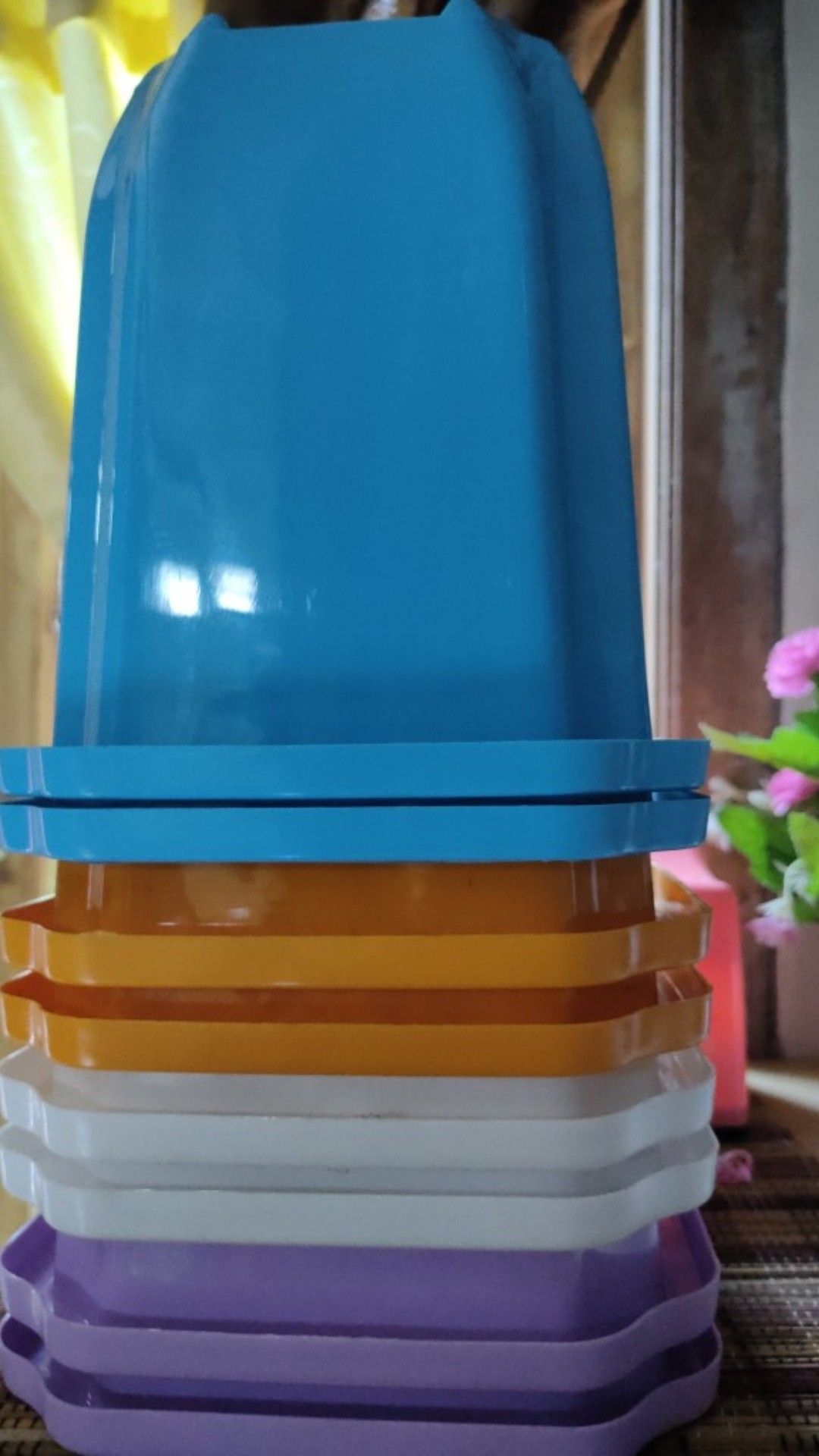 Pot Bunga Plastik Terra