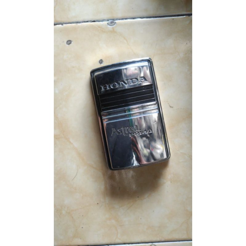 Emblem Logo Tameng Depan honda astrea prima original