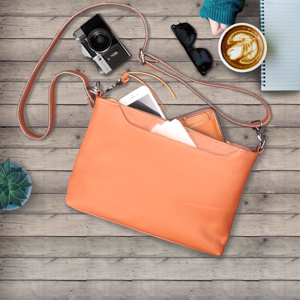 SC01 T TAS KULIT SAPI ASLI 100%