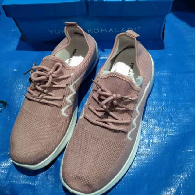 Sepatu wanita sepatu casual sepatu sport Yongki Komaladi  JSB37