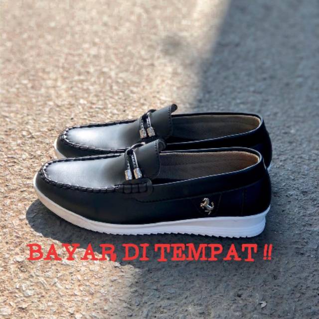 Sepatu Pantofel casual pria / pantofel kantor santai / sepatu formal pria