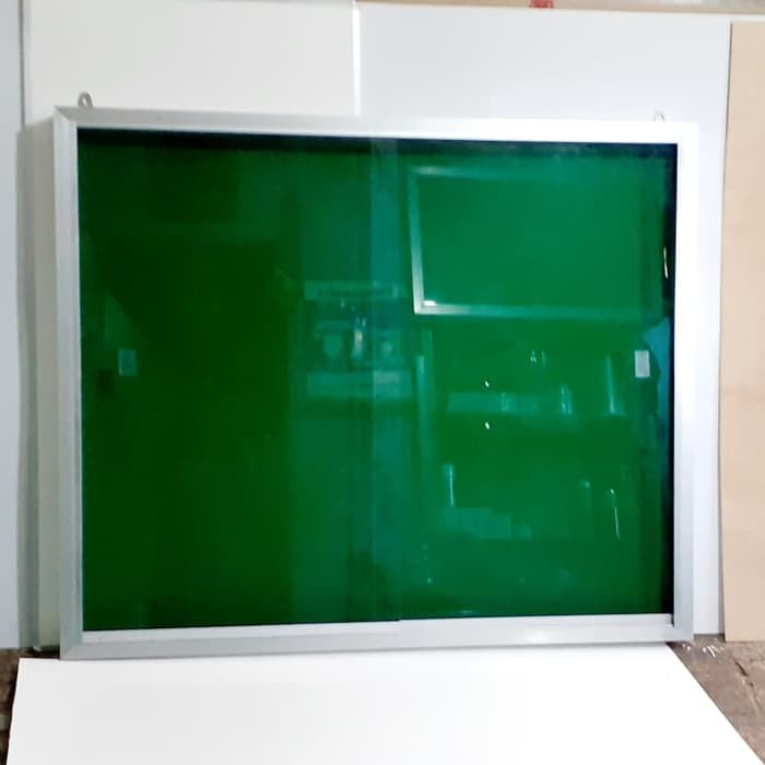 Mading Kaca Gantung 100 × 120 Cm