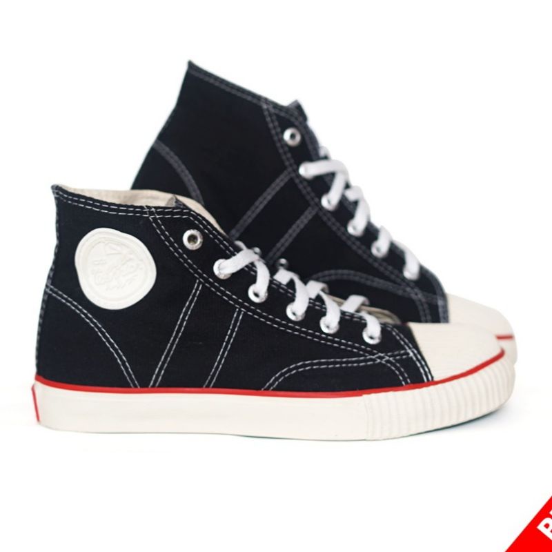 Warrior Classic Hitam Putih HC LC  - Sepatu Sekolah Warrior Tinggi / Sepatu Sekolah Warrior Pendek