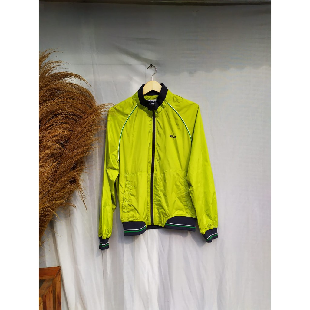 Jaket Fila 100 hijau stabilo