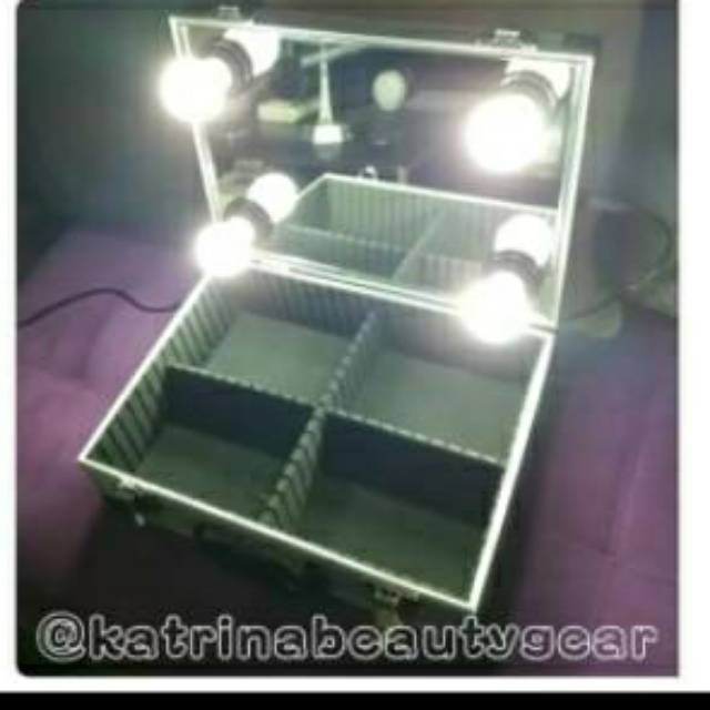 Beauty case 4 lampu kaca