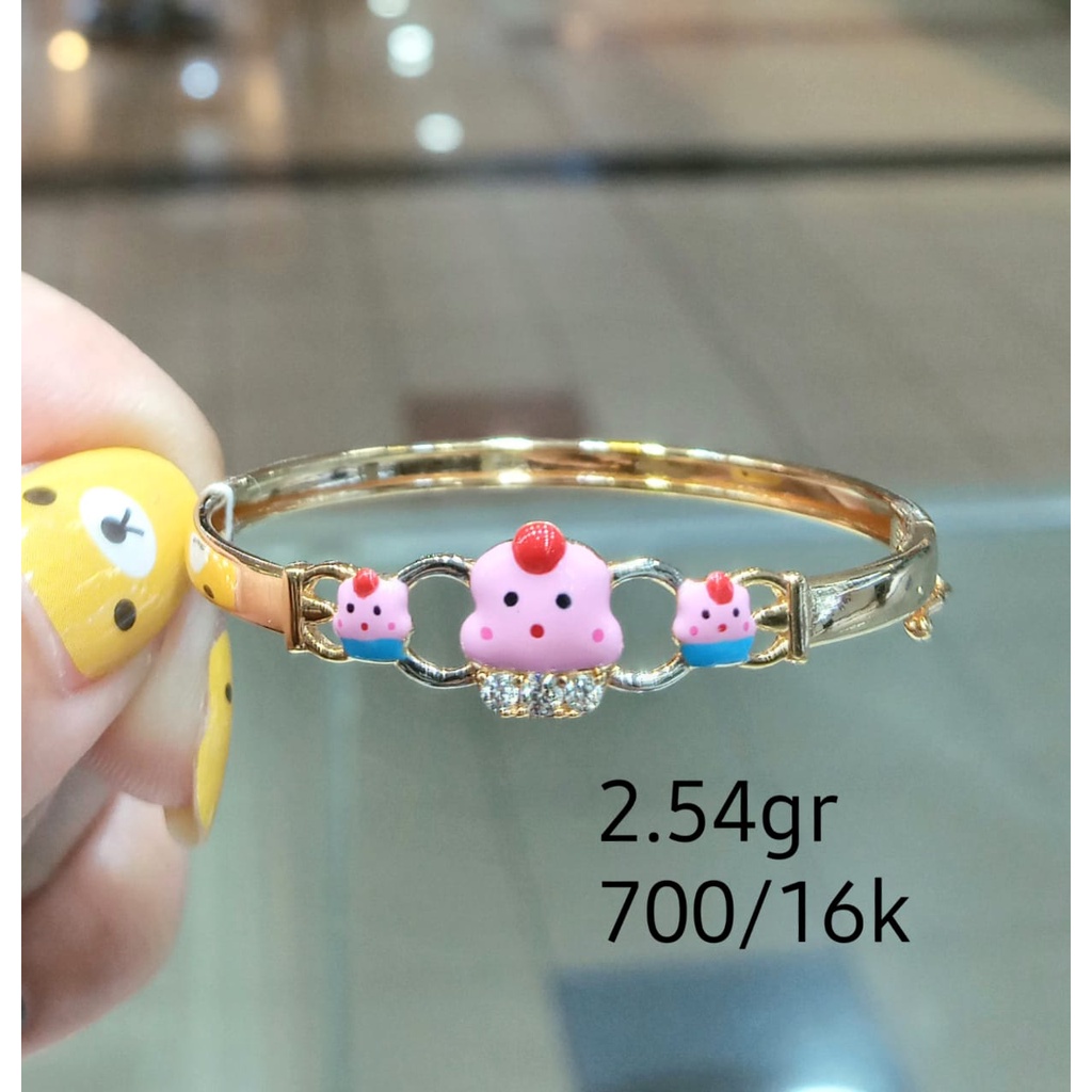 Gelang Anak Kaku Emas Cute Cupcake Kadar 70% 2.54 Gram