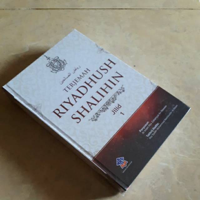 RIYADHUS SHALIHIN (terjemah) jilid 1