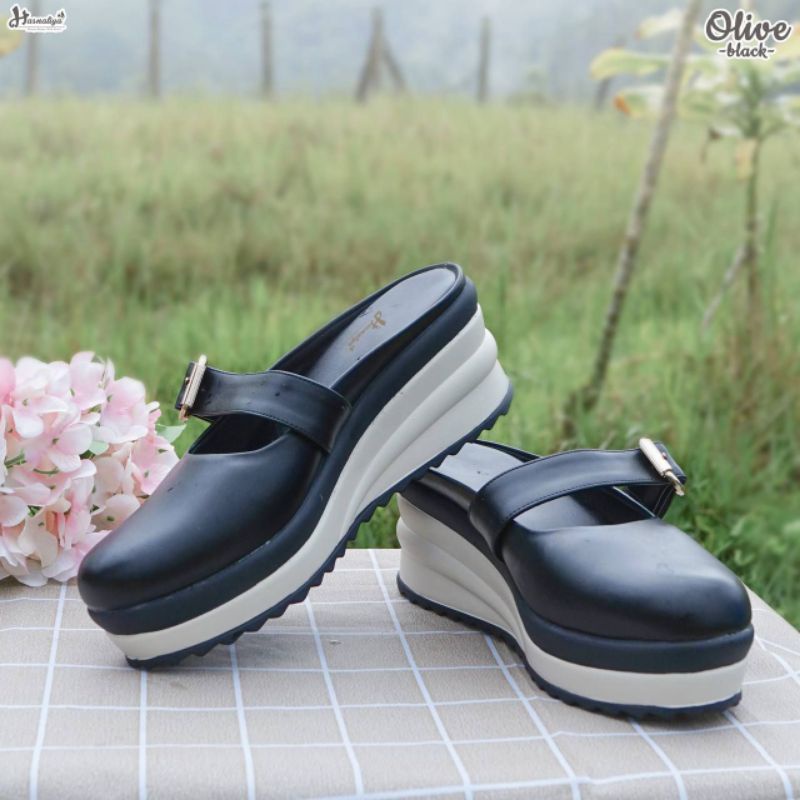 Olive Shoes by Hasnaliya (EST. READY 2-3 OKT 2022)