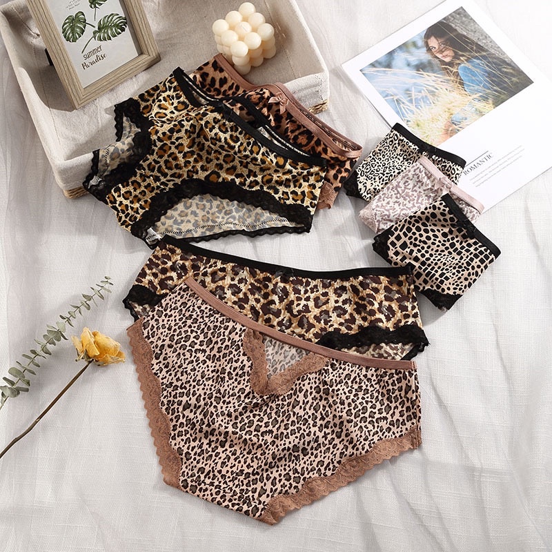 MC-W/Celana Dalam Wanita Motif Leopard/Macan