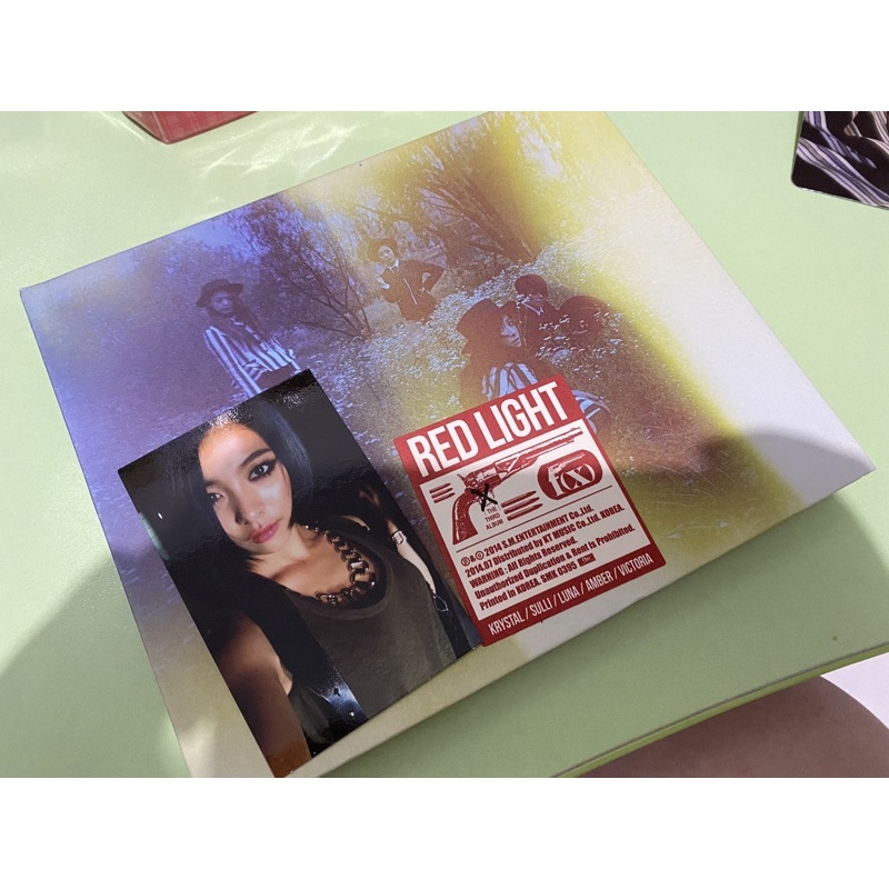 Album f(x) red light (BOOKED)