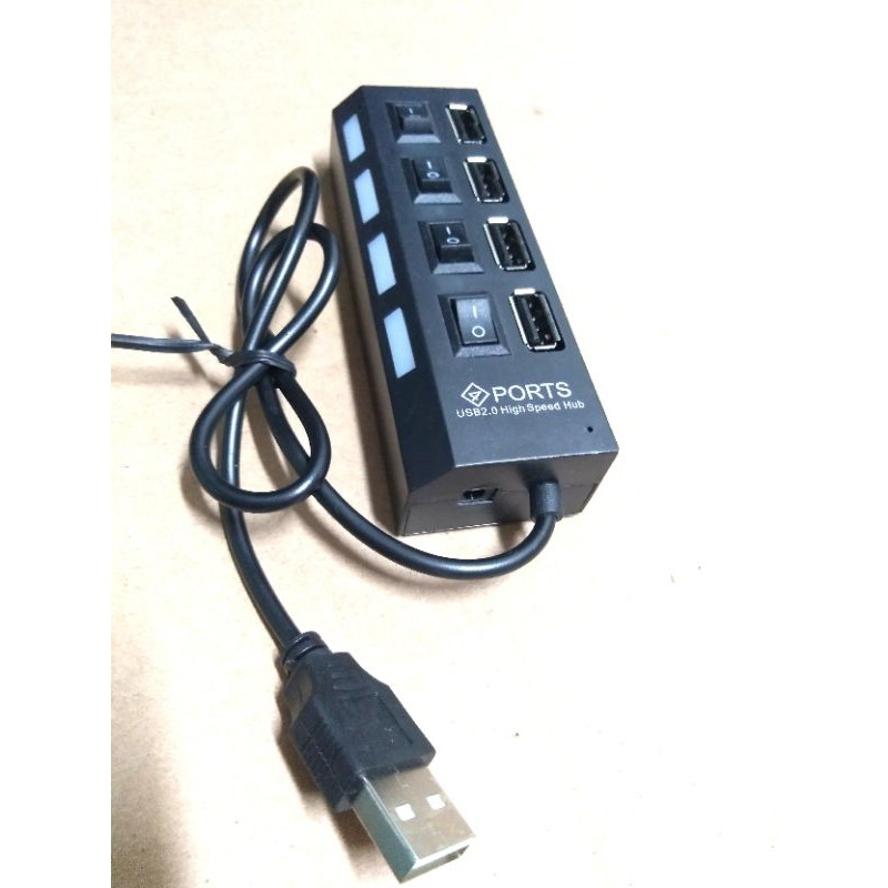 USB HUB 4 PORT ON OFF / USB HUB 4 PORT ON OFF / USB HUB 4 PORT SAKLAR - Hitam