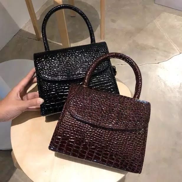 Tas Selempang Wanita Croco Mengkilat