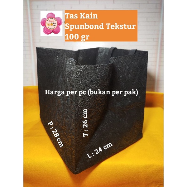 

Tas Kantong Bingkisan Souvenir Gift Bag Hitam Tekstur 28 x 24 x 26
