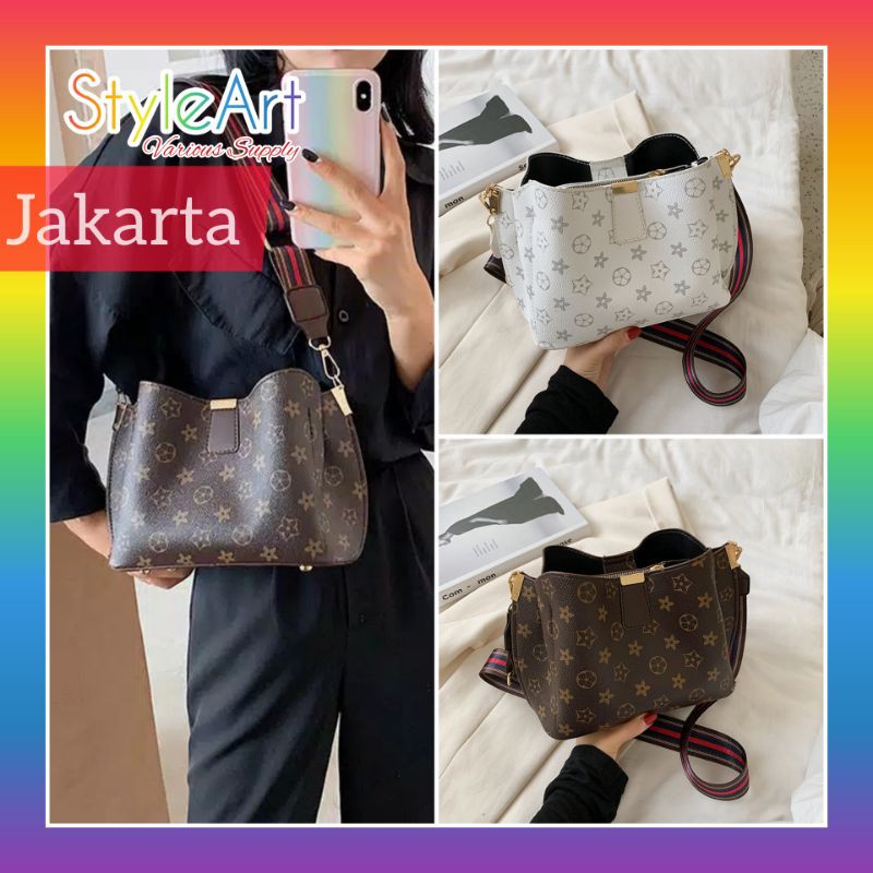 StyleArt SW4672 Tas Selempang Wanita 100% Original Fashion Import SlingBag Motif Like Branded LV