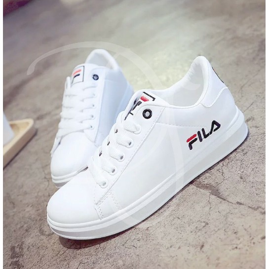 Promo SEPATU KETS WANITA CASUAL SANTAI M HITAM TANPA TALI JOGGING LARI OLAHRAGA SPORT