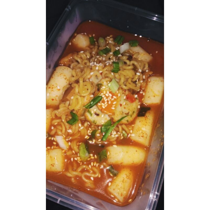 

Rabokki ramyun dan tteokbokki