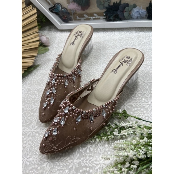 Rafaizoutfit sepatu wanita sintya mocca tinggi 5cm kaca