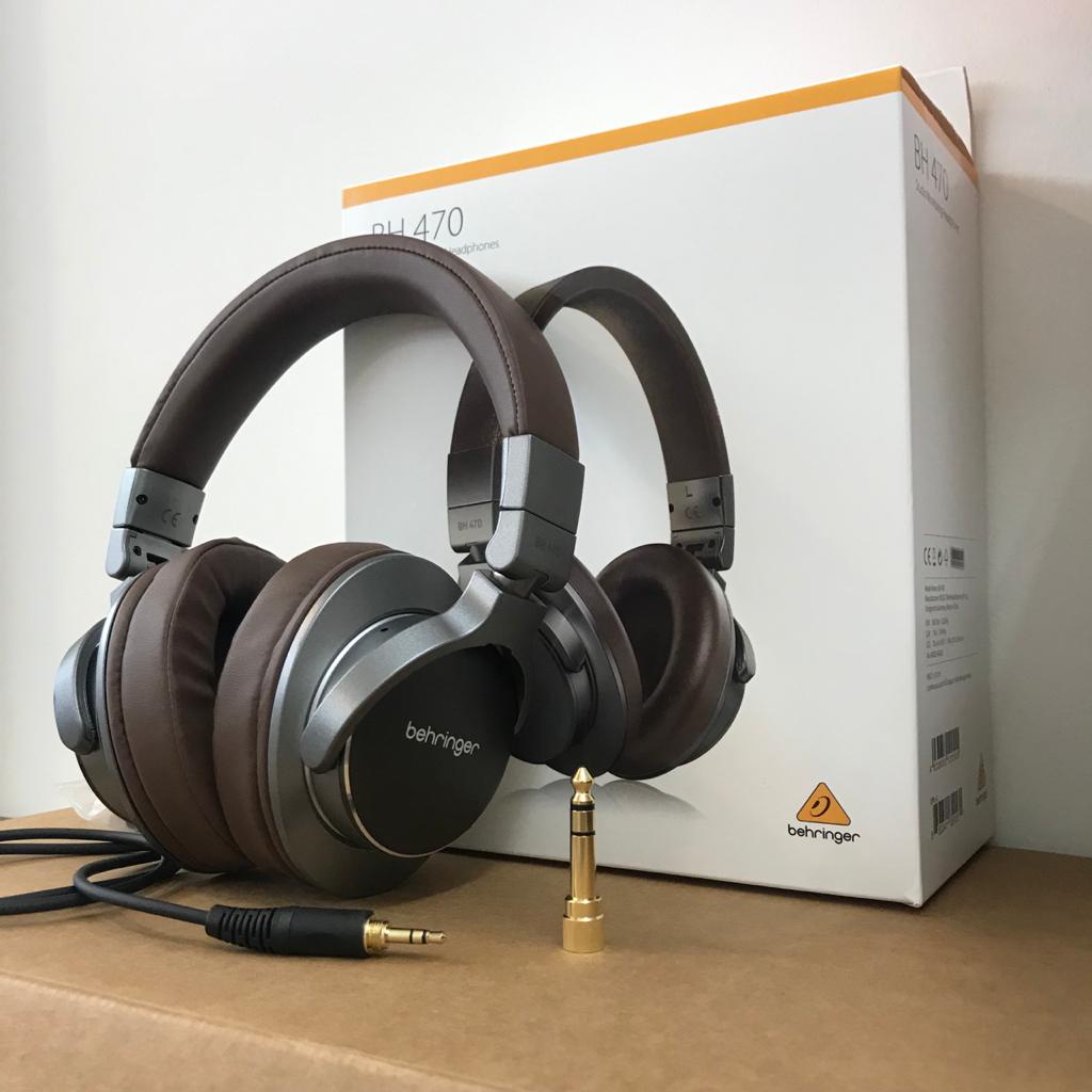 Behringer BH470 Behringer BH 470 Studio Monitoring Headphones