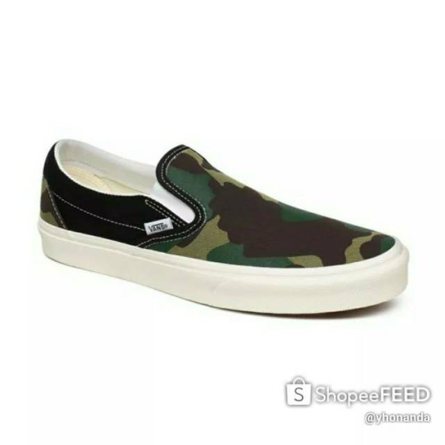 Vans Classic Slip-On (Mismatch) Zebra/Camo

Original Resmi Navya
BNIB (Brand New In Box)