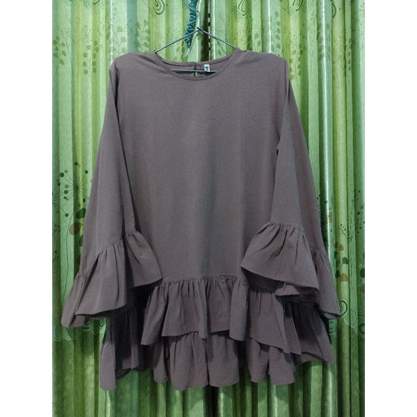 Blouse/atasan wanita tangan rample brand vanilla_hijab Preloved