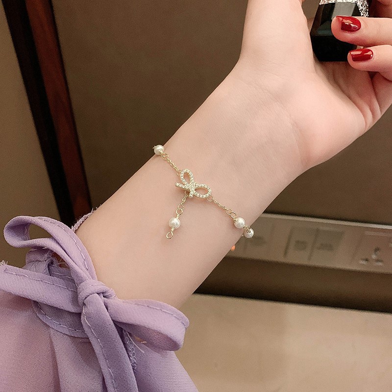 Ins Fashion Rhinestones Gelang Dasi Kupu Elegan Aksesoris Perhiasan Tipis Emas Paduan Rantai Bangles Mutiara Bersinar