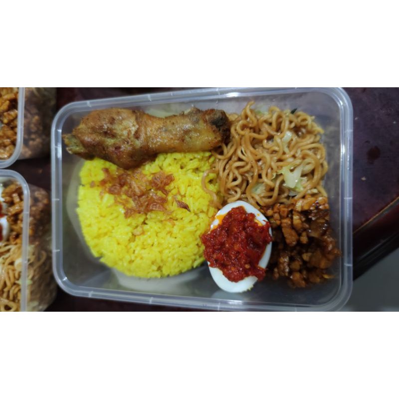

Paket Nasi Kuning /Nasi Uduk/ Nasi Katsu / Nasi Chicken Thai