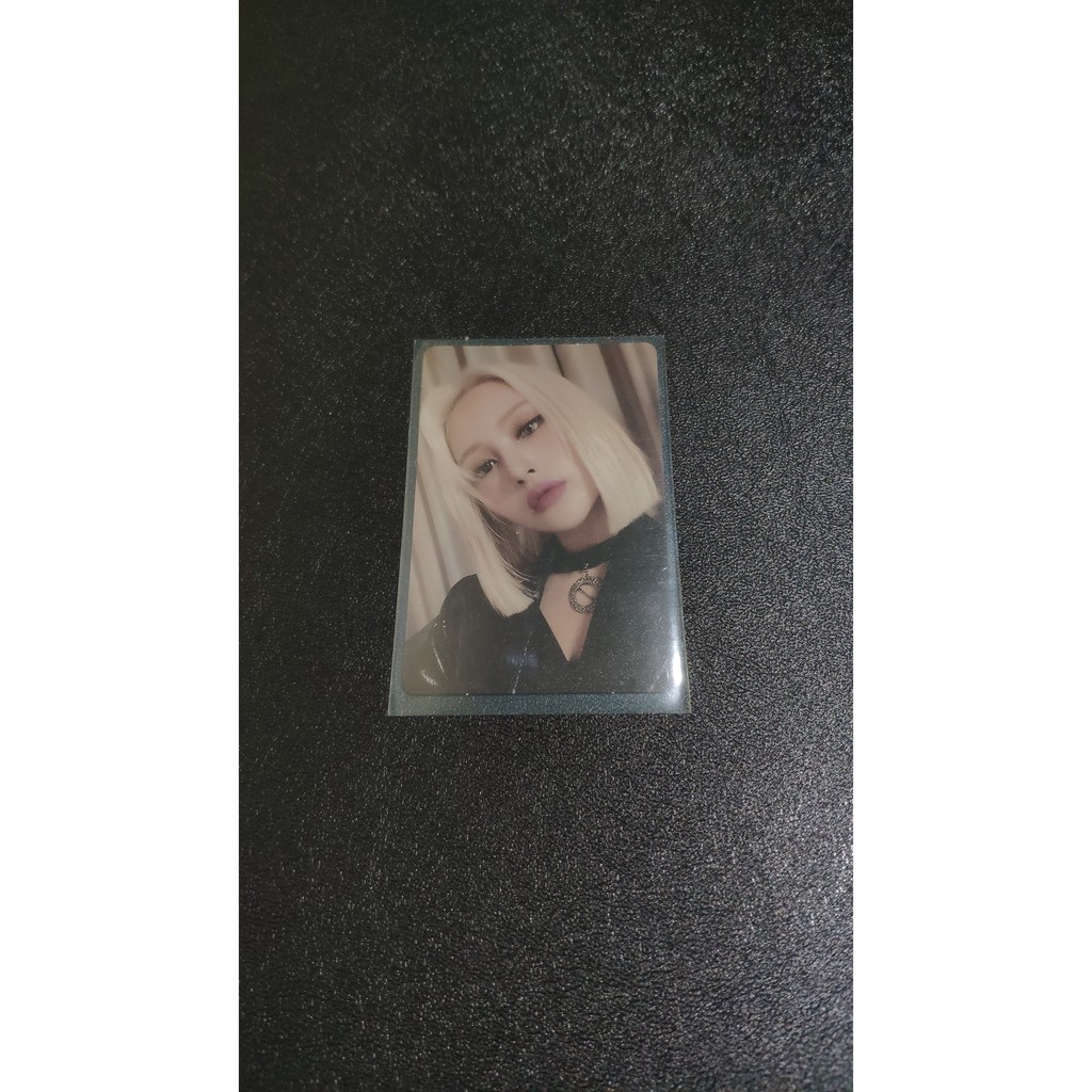 Official Photocard Dreamcatcher Lee Siyeon (이시연)