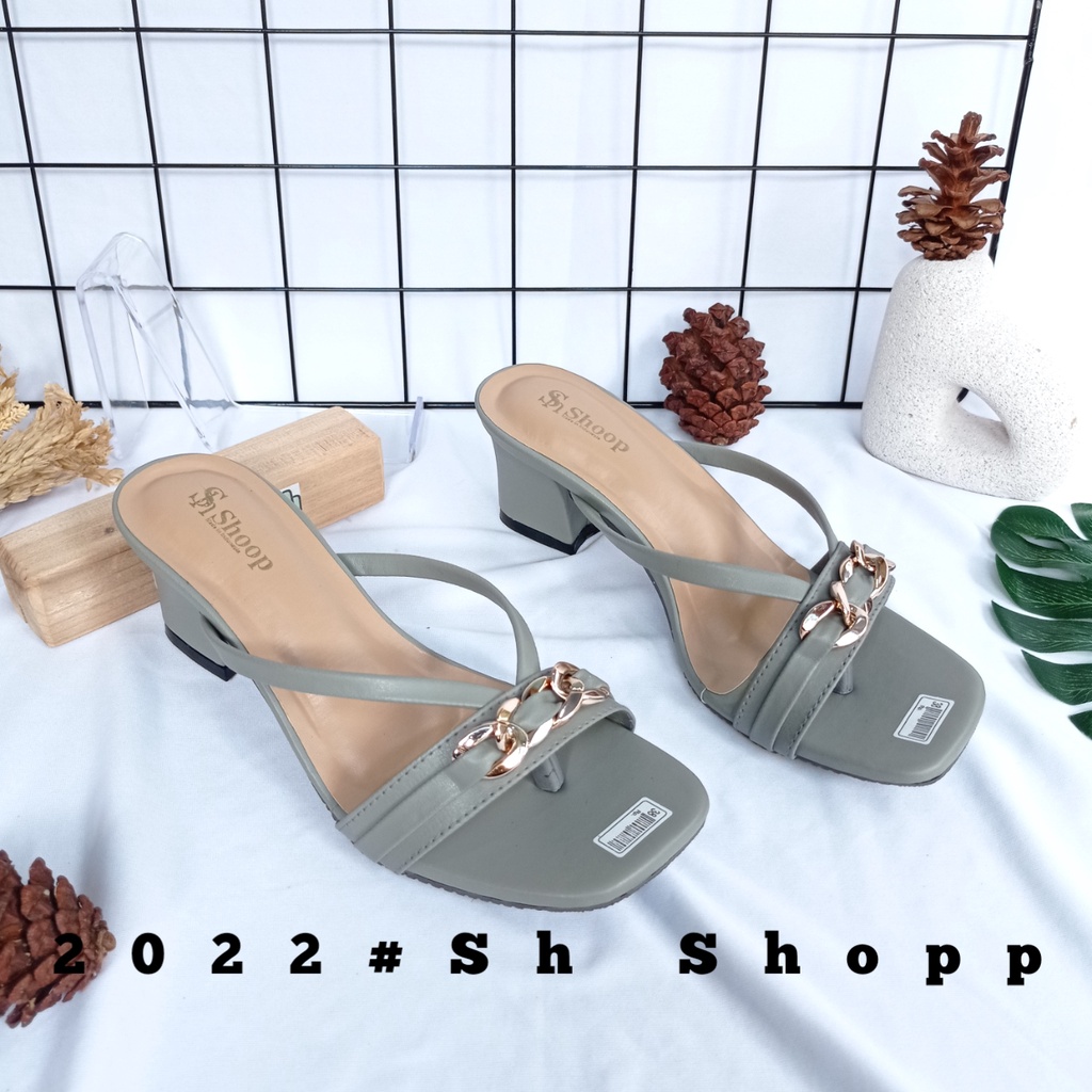 Sandal Heels Wanita Kekinian Jepit Preasi / Sandal Wanita Terbaru 2022 / Sandal Wanita Original / Sandal Hak 5 cm