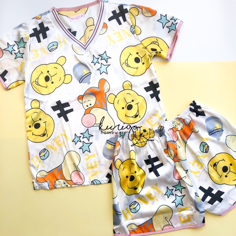 Piyama satin setelan pendek | winnie the pooh
