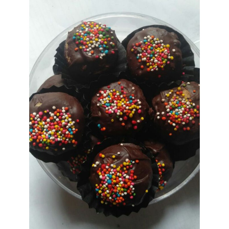 

Bola bola coklat kuker kue lebaran kue kering