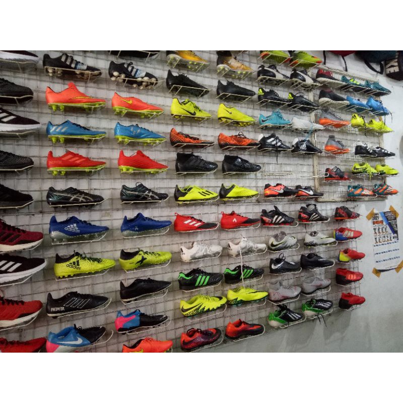 SEPATU BOLA SECOND ORI ADIDAS SIZE 38