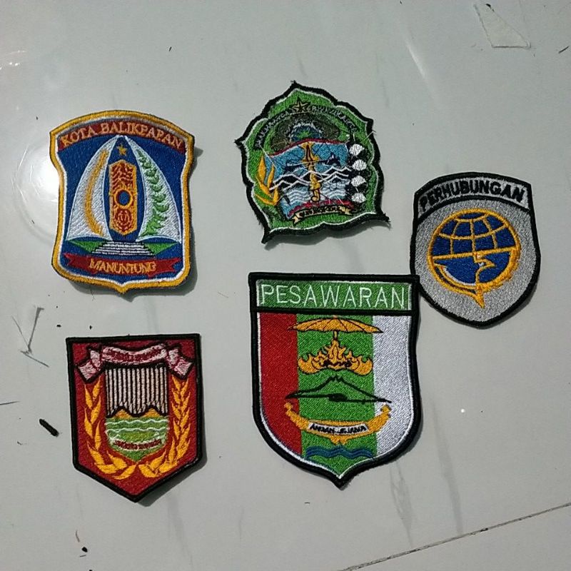 Jual Custom Badge Logo Daerah Timbul Bordir Bedge Badge Bet