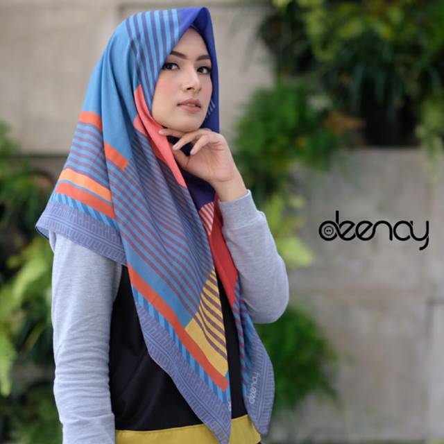 Deenay scarf