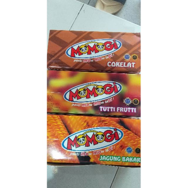 

Momogi stik Roll 20 pcs x 6gr / coklat / jagung bakar / keju / tutti Fruty