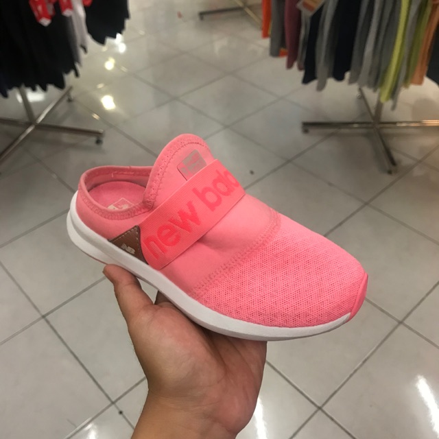 NEW BALANCE FLIP STRAP PINK | Shopee 