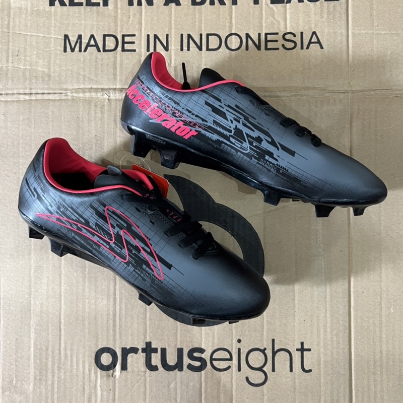 Sepatu Bola Specs Hyperchaos FG - Black