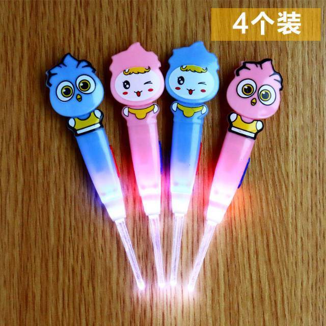 Lead Earpick Karakter / Pembersih Telinga Led Motif Owl/Flashlight Earpick