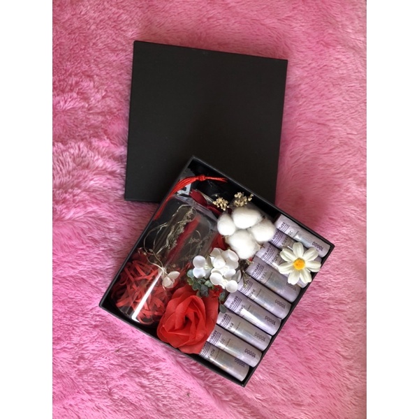 Kotak Bunga & Uang || Money Box || Kado Wisuda || Hampers || Kado