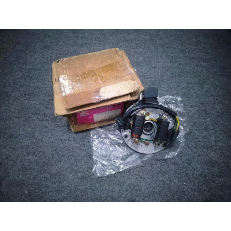 Spul spull CDI pulser fulser dudukan lepekan bracket magnet Magnit Honda win ori original
