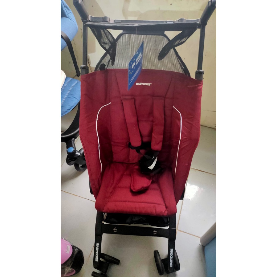 Babydoes Stroller 490 Kompakt / Kereta Dorong Bayi - Maroon