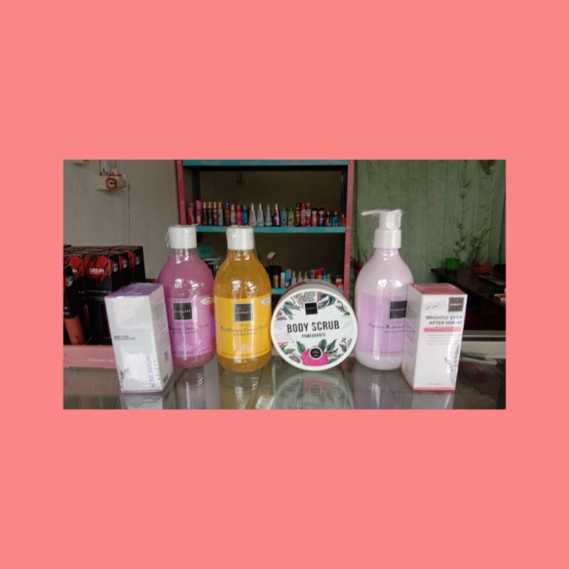 SCARLET BY FELICYA ANGELISTA