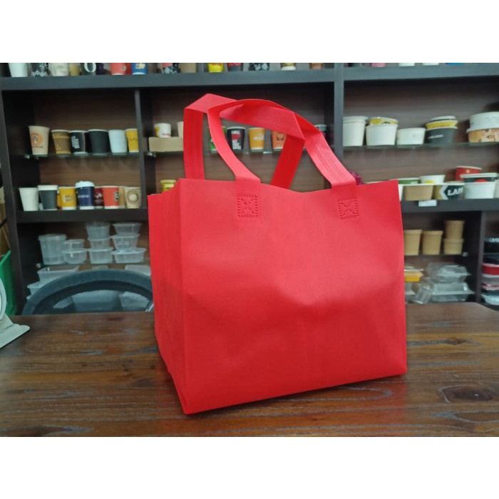 

NEW Tas Handle Spunbond Lebar 27cm Untuk Box 25cm. isi 12 pcs. - Merah, 27 x 38