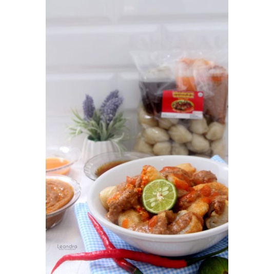 

Batagor kuah gembira legendaris termurah